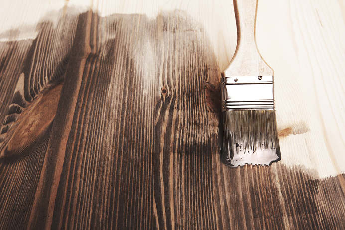 lackschicht-holz